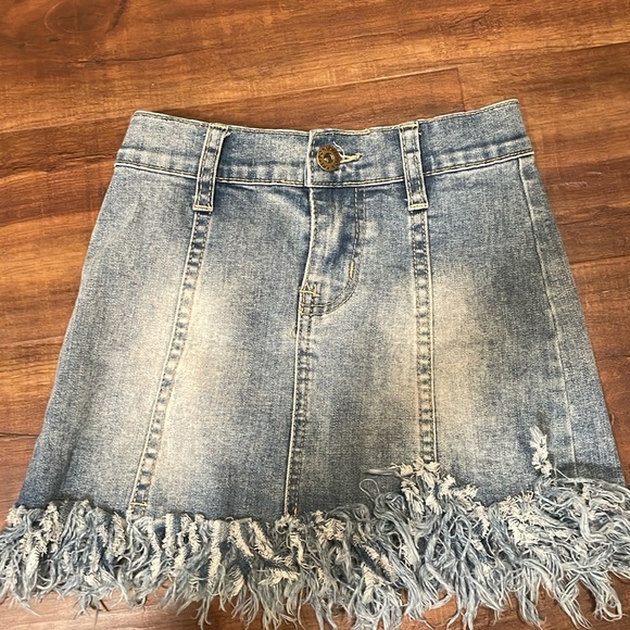 Jean Skirt - Picture 1 of 3